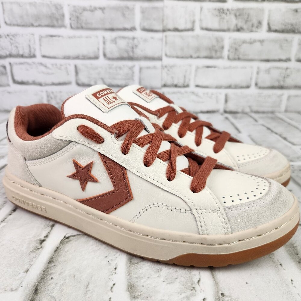 Converse Pro Blaze Classic Men's 7.5 / Women 9 White Cream Brown Leather Sneaker
